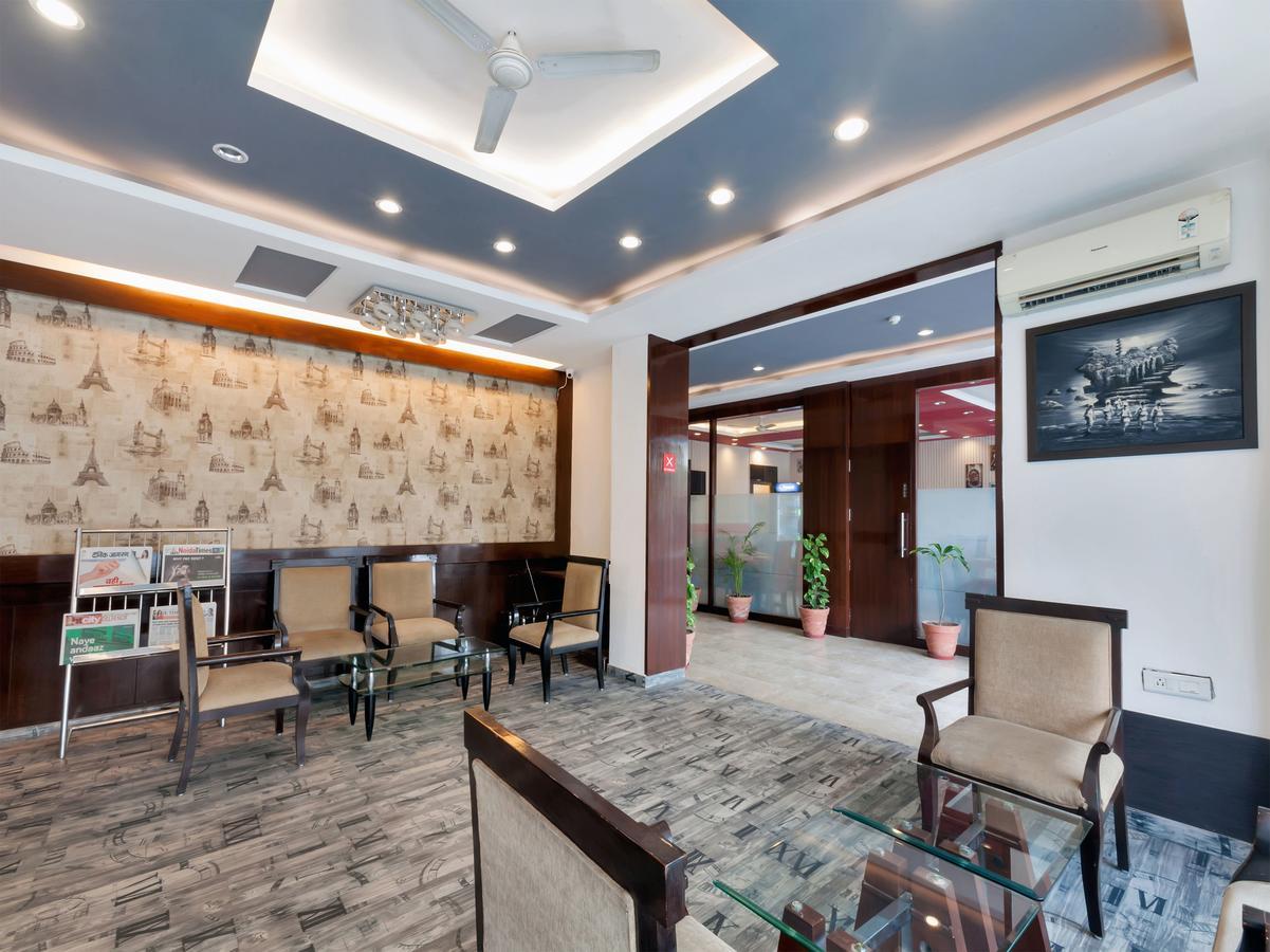 Hotel Oyo 9841 The Vivir 1 Noida Zewnętrze zdjęcie